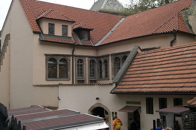 Prague's Jewish Quarter: A Self-Guided Audio Tour - Who should book this audio tour (and who should consider another option)