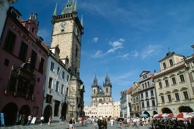 Prague´s Old Town, Jewish Quarter and Charles Bridge Private Tour - The Cubist detour: Prague’s House of the Black Madonna