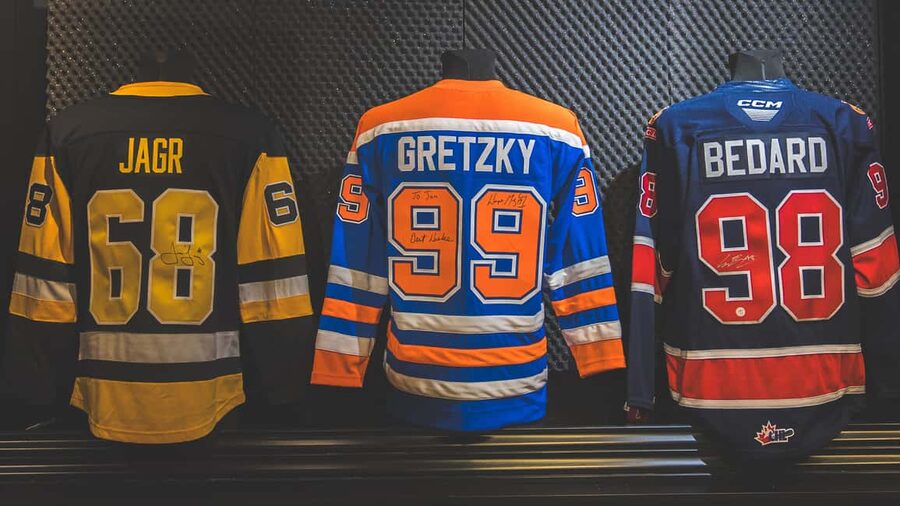 Prague: Sports Cards & Artifacts Museum Tickets - Getting in at Mysak Gallery (and what the skip-the-line means)