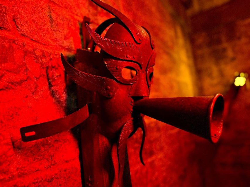 Prague: Story of Prague Immersive Museum Experience - How the App, Headsets, and Photo Points Work in Real Life