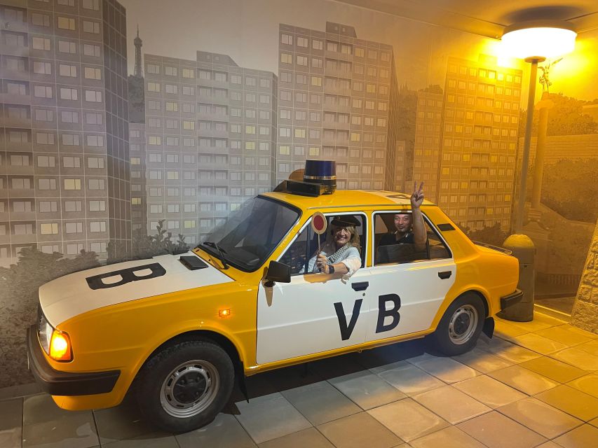 Prague: Story of Prague Immersive Museum Experience - Best Time to Go, Crowd Considerations, and How to Move Through