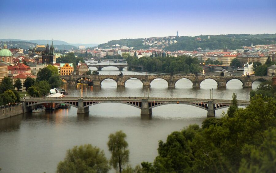 Prague: Stunning Viewpoints, Castle, City & Park E-Bike Tour - Key highlights worth aiming for