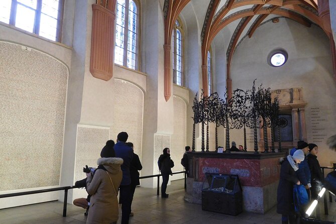 Prague: Synagogues and Jewish Quarter Private Walking Tour - A Private 150-Minute Walk Through Prague’s Jewish Quarter