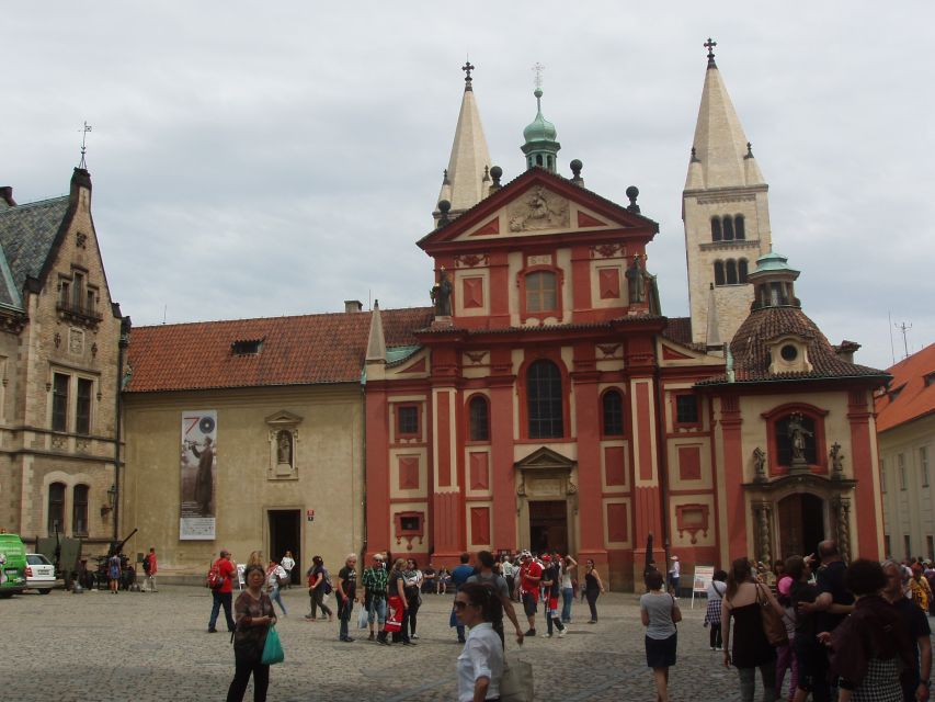 Prague: Tailored Sightseeing Tour in French - A French-Language Private Tour That Starts With You, Not a Bus