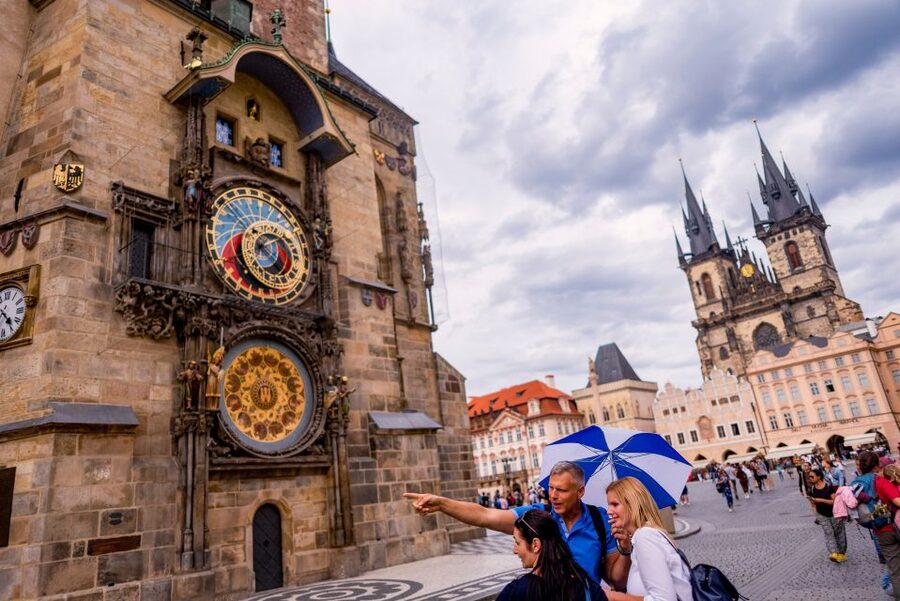 Prague Through the Eyes of Franz Kafka 2.5-Hour Tour - Josefov walk: tracing Kafka’s daily Prague