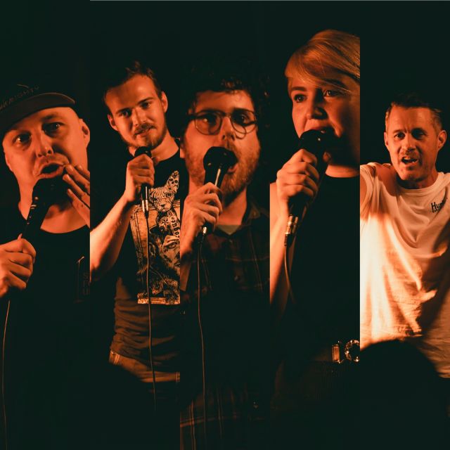 Prague: Thursday Night Stand Up Comedy In English - Kontakt Bar in Prague 1: the setting that makes laughs easy
