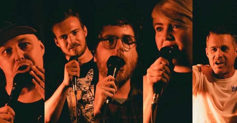Prague: Thursday Night Stand Up Comedy In English - Your 2-hour plan: arrival, reserved table, and timing reality