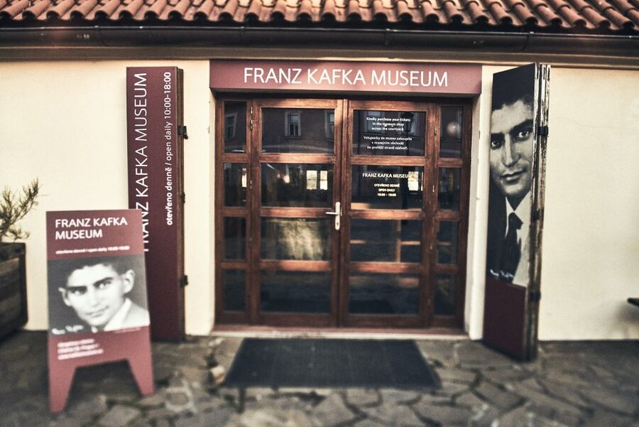 Prague: Tickets for the Franz Kafka Museum - Meet the yellow umbrella guide, then go in on your own