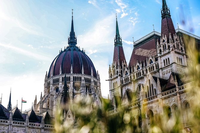 Prague to Budapest - Private Transfer with 2 hours of Sightseeing - Timing and comfort tips for a smooth full-day transfer