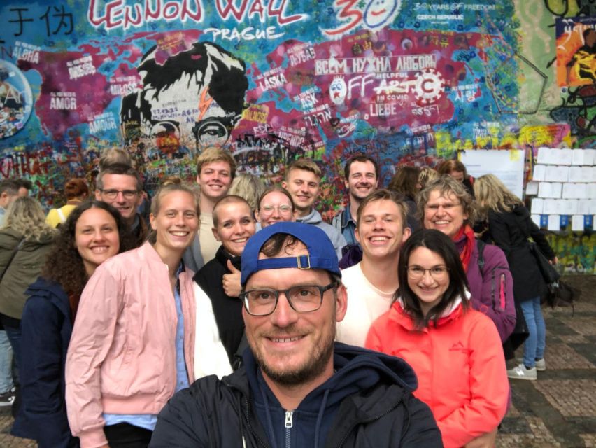 Prague: Top Sights and Historic Center Introduction Tour - Meeting by Prašná Brána with a clear plan