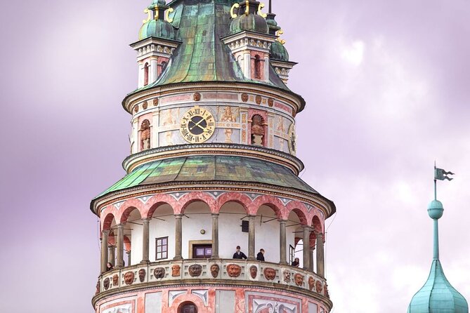 Prague: Tour to Vienna via Cesky Krumlov - Stop 1: Český Krumlov—UNESCO Streets, Cafés, and a Castle Walk-Ready Feel