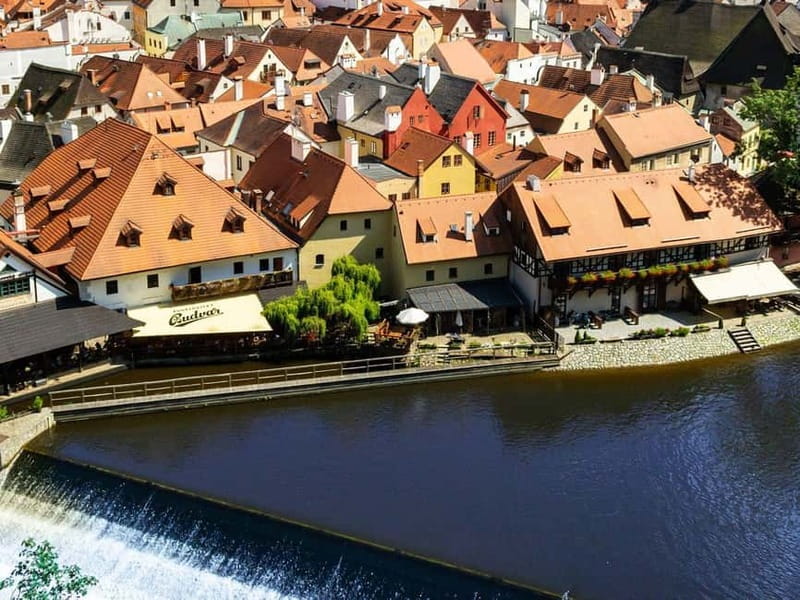 Prague: Transfer to Vienna via fabulous Cesky Krumlov - Price and Value: What $262 Buys You Here (and What It Doesn’t)