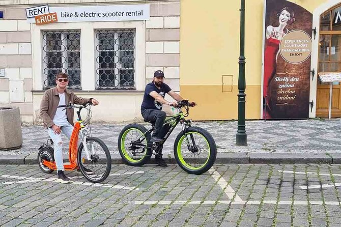 Prague Trike & e-Scooter Tour: Castle Viewpoints & Charles Bridge - Prague Castle Viewpoints: The Best Views Without Going Inside
