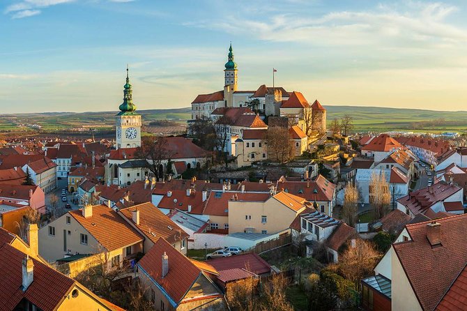 Prague-Vienna One-Way Sightseeing Day Tour - A one-way Prague to Vienna day that feels like sightseeing, not transit