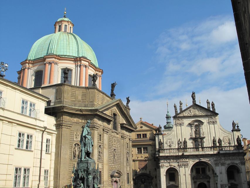 Prague: Vintage Car Ride and Walking Tour - Price and value: $341 per group up to 4