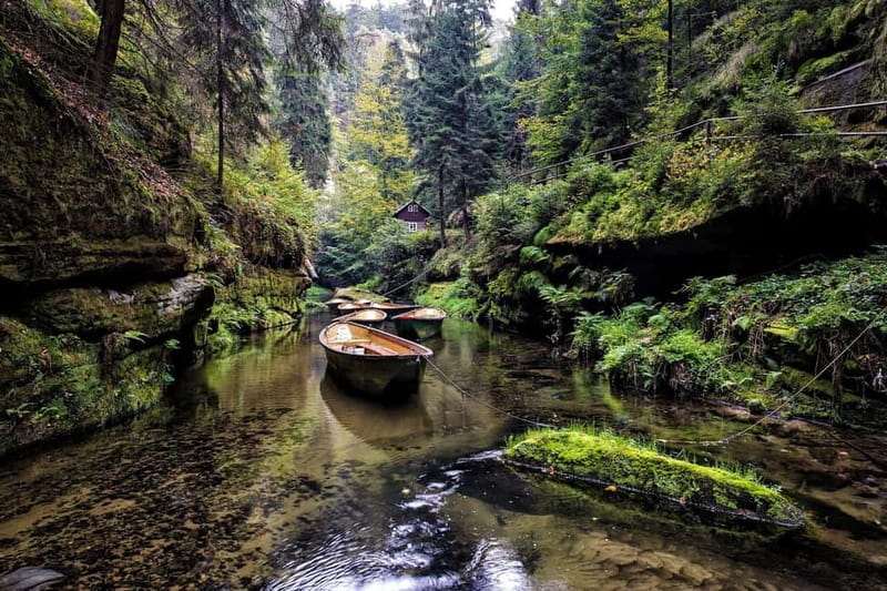 Prague: VIP Bohemian Saxon Switzerland: 2 Countries in 1 Day - Two parks, two countries, one early start from Prague