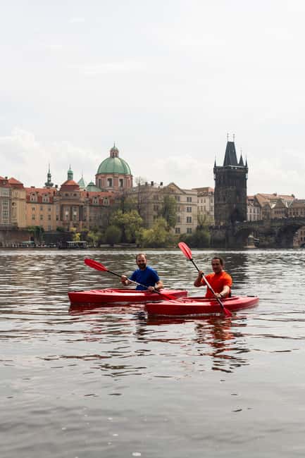 Prague: Vltava River Kayak Tour with Guide - Prague Castle from the water: what the second hour feels like