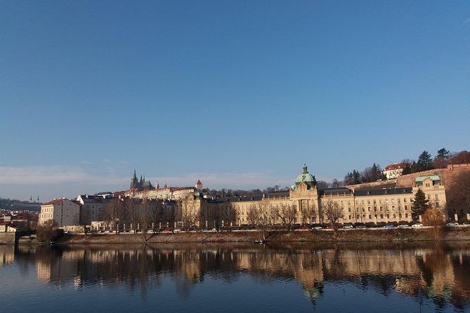 Prague Vltava River Lunch Cruise - Prague Lunch Cruise Timing: Why 2.5 Hours Works
