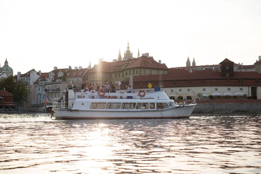 Prague: Vltava River Private Boat Party with Drinks - Meeting at U Bukanýra and Getting Started Fast