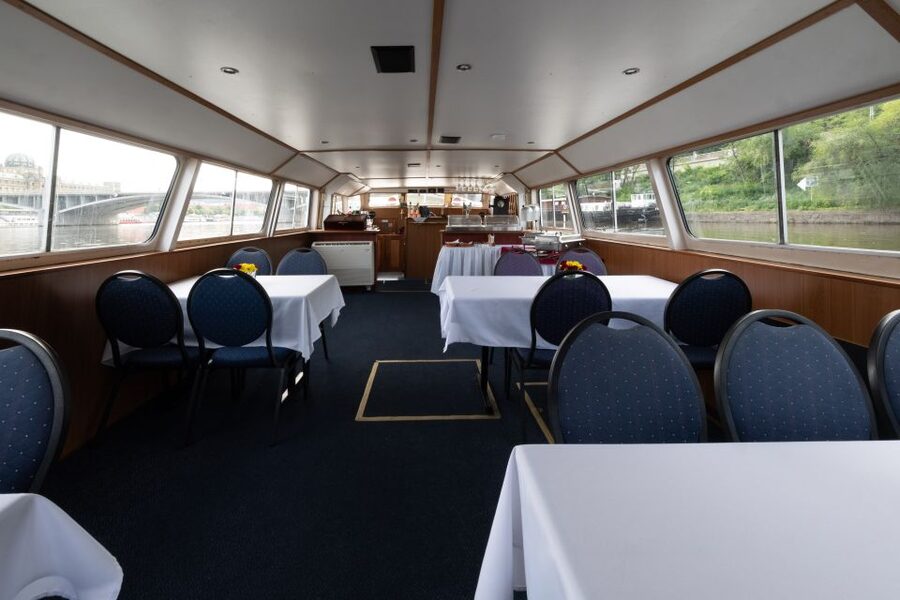 Prague: Vltava River Private Boat Party with Drinks - Pricing and Value: What $51 Per Person Really Means