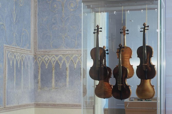 Prague Walking Tour Following in Mozart's Footsteps - From St Nicholas Church through Lesser Town: a practical start
