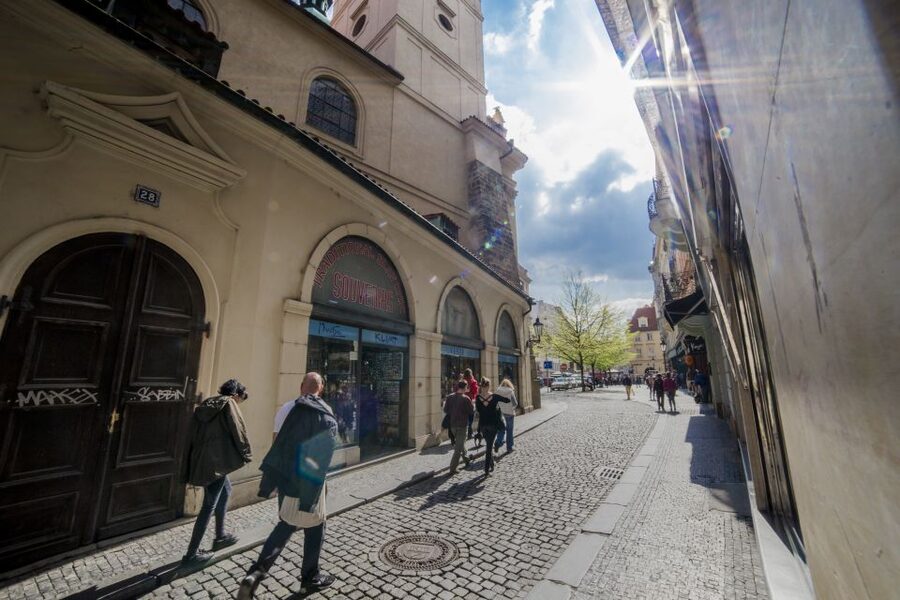 Prague: World War 2 and Operation Anthropoid Walking Tour - Price of $32: Is It Worth It for What You Get?