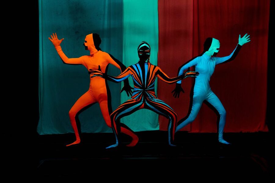 Prague: WOW Show Black Light Theater - What Happens in 65 Minutes of 4D Black Light Theater