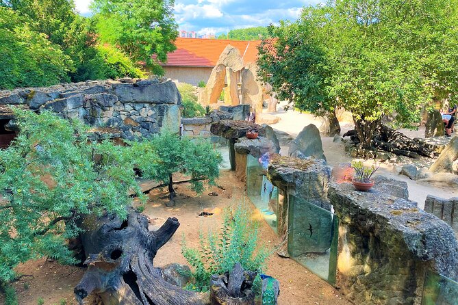 Prague Zoo Ticket with Online Audio Guide - What the audio guide adds as you move through pavilions