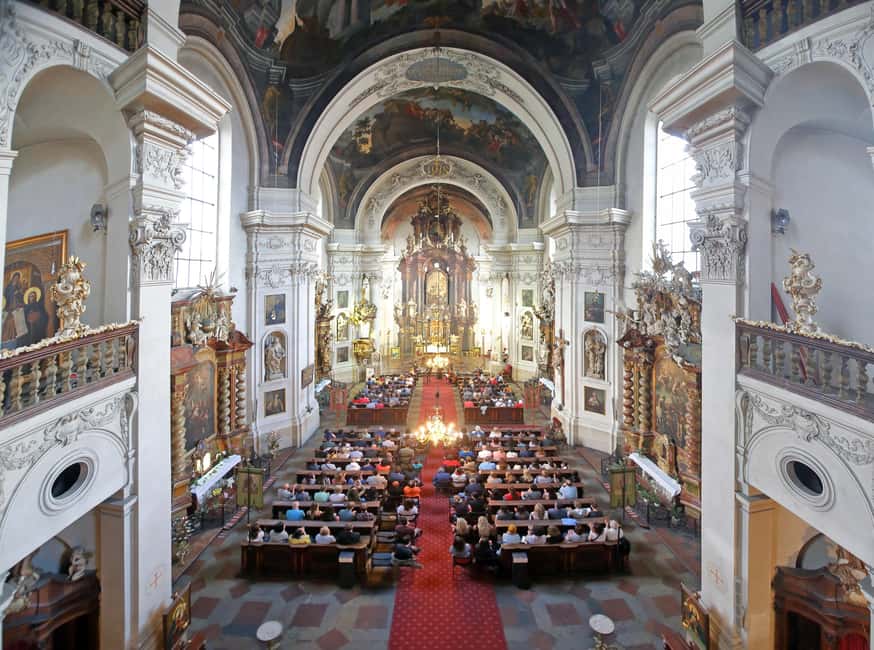 Praha:Vivaldiho koncert Čtyř ročních dob a další Klementinum - Key highlights before you go