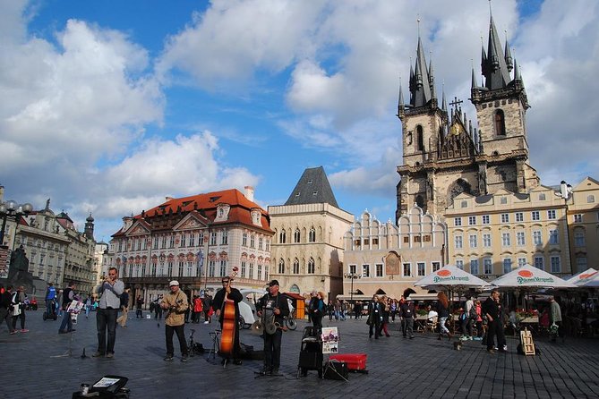 Private 4-hour City Tour of Prague with driver & official guide w/ Hotel pick up - Stop 5: Dancing House in 15 minutes—modern Prague with a ticket caveat