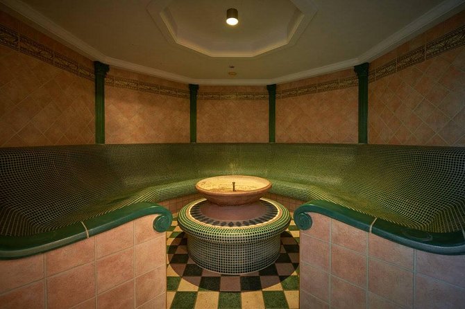 Private Custom Full day tour Saxon Switzerland Easy Tour&Unlimited Thermal Baths - Bad Schandau: wellness city time, with lunch built in