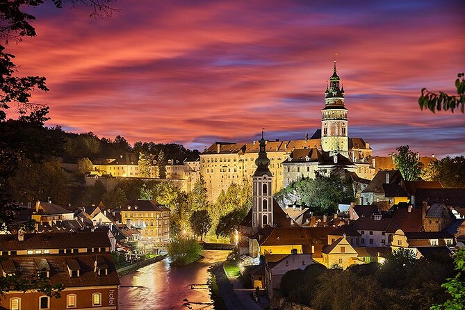 Private Day Trip from Prague to Cesky Krumlov - Holasovice: Rural Baroque and UNESCO Peace (45 Minutes)