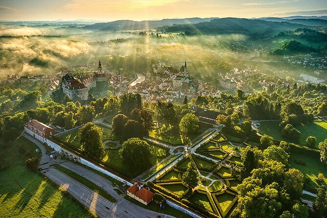 Private Day Trip from Prague to Cesky Krumlov - How to Plan Your 4 Hours in Český Krumlov