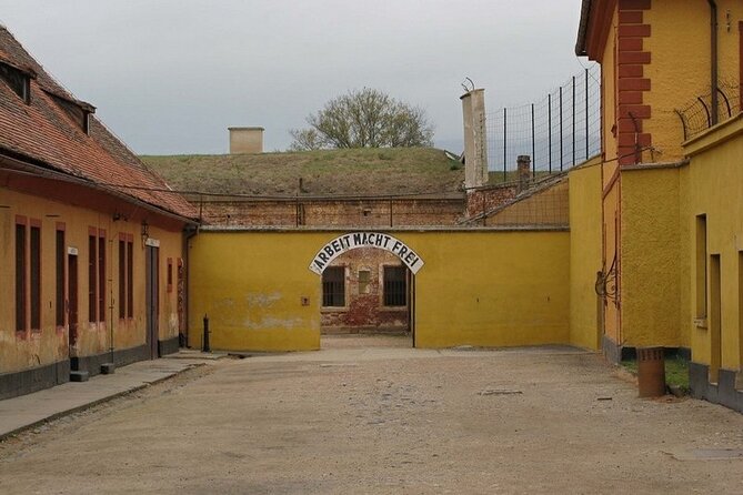 Private Half-Day Tour From Prague To Terezín Concentration Camp - The Ghetto Museum: stories that turn faces into names