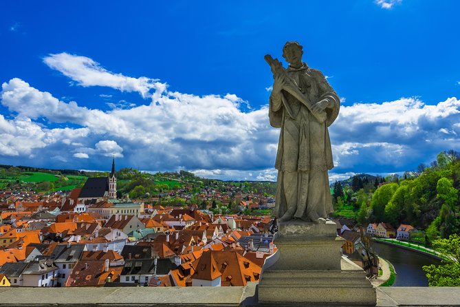 Private Luxury Transfer to Cesky Krumlov from Prague - Price and value: $276.67 per group up to 4