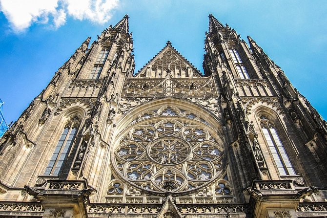 Private Prague Castle Walking Tour - Meeting at Malá Strana and Climbing Toward Hradčany Hill