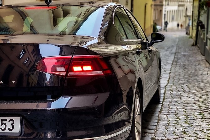 Private ROUND-TRIP (FROM and TO the AIRPORT) by LIMOUSINE 3+1pax - Airport pickup at Václav Havel: the part you’ll actually care about