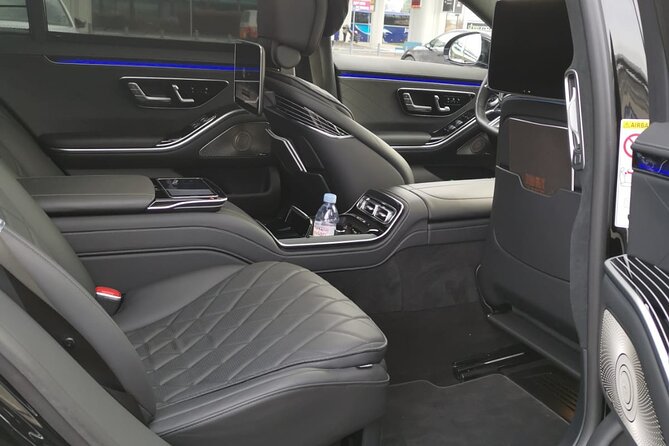 Private Transfer from Prague Airport to Prague City Hotels 1 - 3 pax - The Ride Into Prague: WiFi, A/C, and Driver Help That Can Save You Time