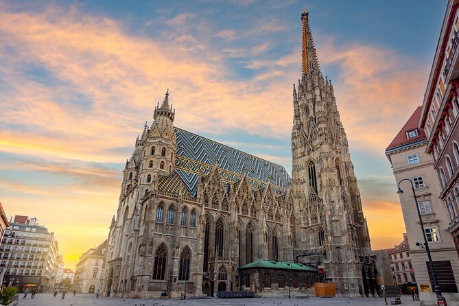Private Transfer from Prague to Vienna with 2h for Sightseeing - Your Driver Experience: Local English Help, Not a Formal Tour Guide
