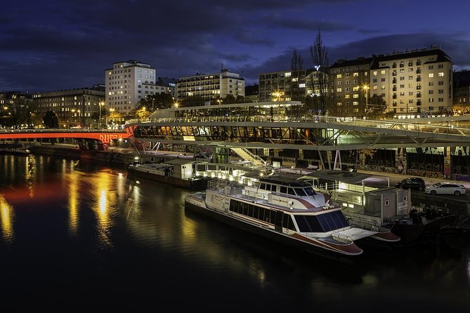 Private Transfer from Prague to Vienna with 2h for Sightseeing - Price and Value: $320.46 Per Person, What You’re Actually Buying