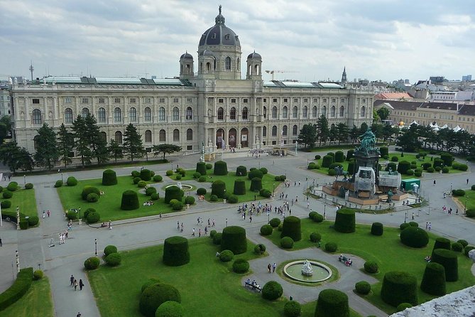 Private Transfer from Prague to Vienna with 2h for Sightseeing - Your “Sightseeing Stop” Plan: Choose One Location and Own the Time