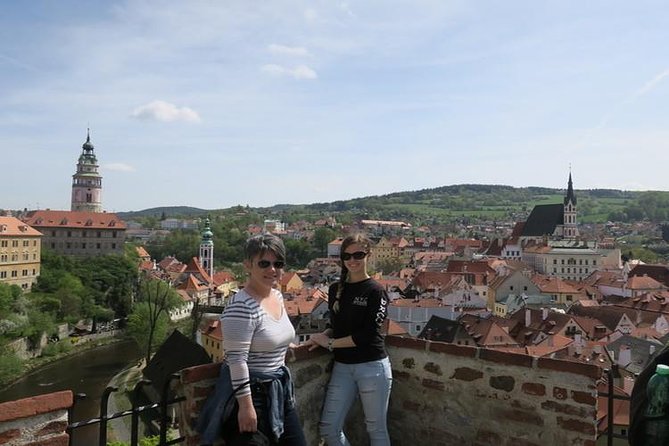 Private transfer in a Sanitized Car Prague to Vienna with 2h stop Cesky Krumlov - A door-to-door Prague–Vienna day with a Český Krumlov reset