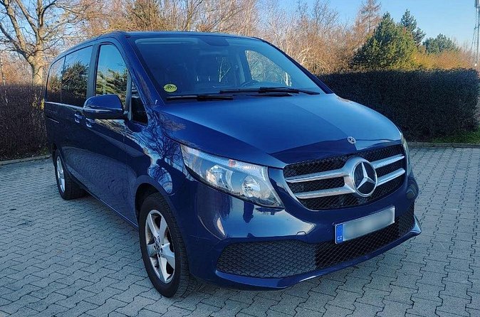 Private Transfer in Mercedes V-Class Minivan - Pricing in context: what $59.86 per group really buys