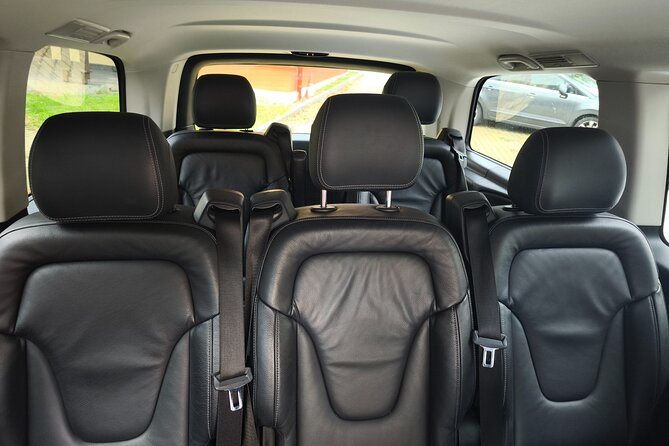 Private Transfer in Mercedes V-Class Minivan - What the experience feels like in real life