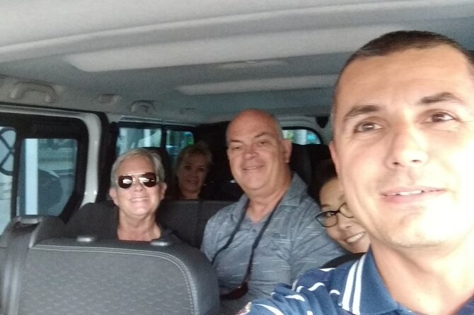Private Transfer Prague to Passau or Passau to Prague with stop in Cesky Krumlov - Wi‑Fi, water, and keeping the car time from draining your day