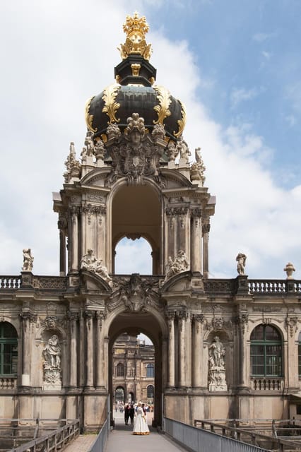 Private trip from Prague to Dresden, Moritzburg & Meissen - The private driver factor: comfort plus context