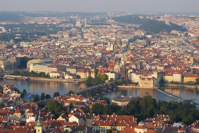 Private walking tour and Boat cruise Best of Prague - Old Town Walking: What You Learn When You Can See It