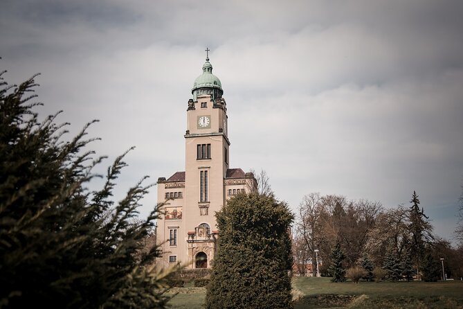 Psychiatric Hospital & Abandoned Cemetery - Stop 1 at Psychiatric Hospital Bohnice: the longest chapter of the story