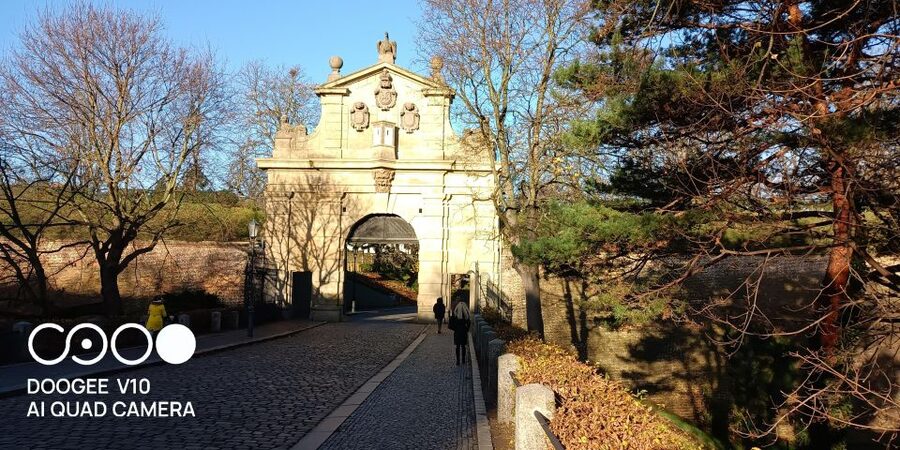Real life in Prague - Easy Walk from Vysehrad to Vyton - Should you book this walk from Vyšehrad to Výtoň?