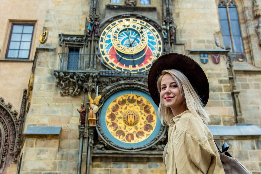Romantic Photoshoot Experience for Couples in Prague - Who This Prague Couple Shoot Fits Best